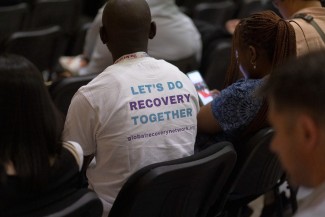 Recovery support professionals need to be trained Sammy Ombisa wearing "LETS DO RECOVERY TOGETHER" #Thessaloniki2024